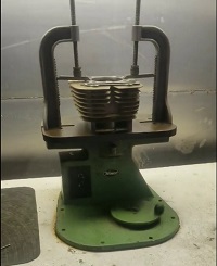 machine boring cylinder for motorcycles and atvs